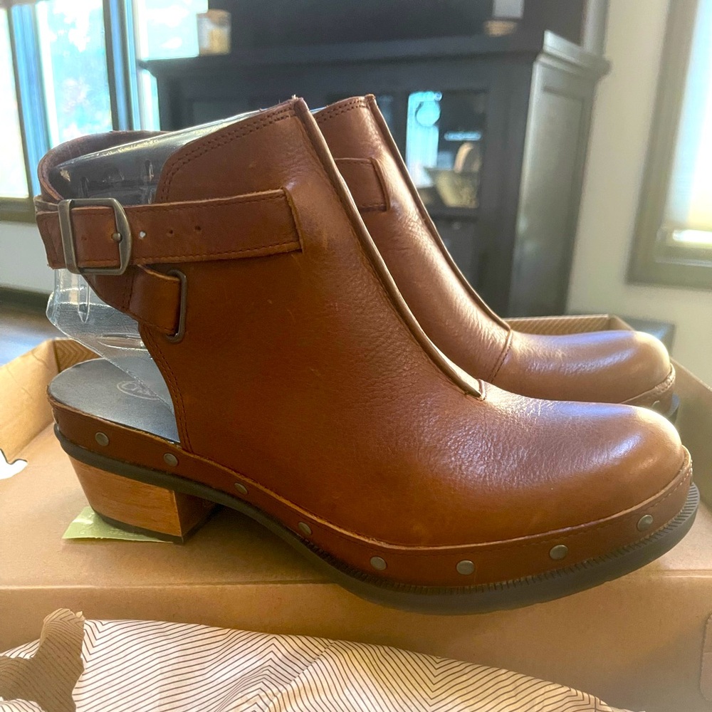 Chaco Cataluna Clog - Brand New - Size 7